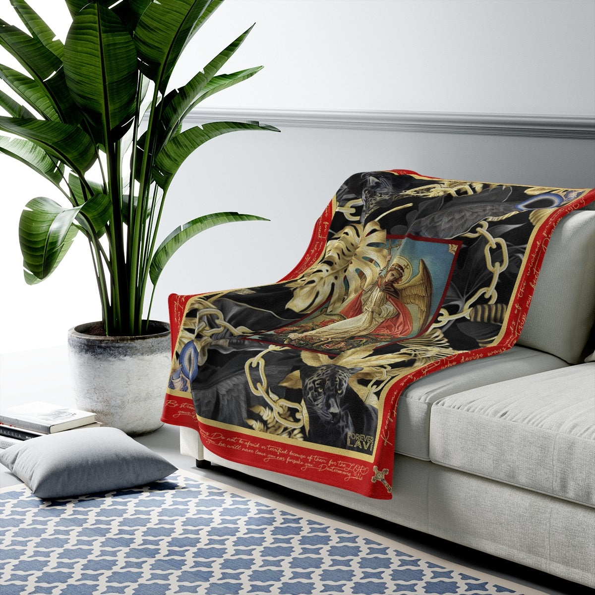 LAVITICUS VELVET BLANKET
